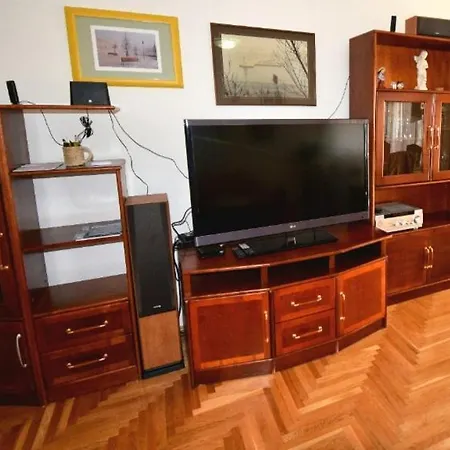 Vlado Appartamento Zara